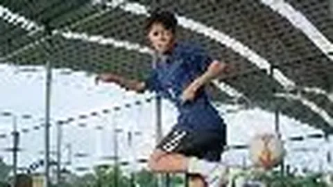 英超烽火升级：曼城紧咬阿森纳跃居次席，仅两分差距战局激烈！