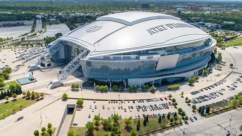 【周末狂欢】下周末羽毛球巅峰对决，诚邀您共享精彩赛事！